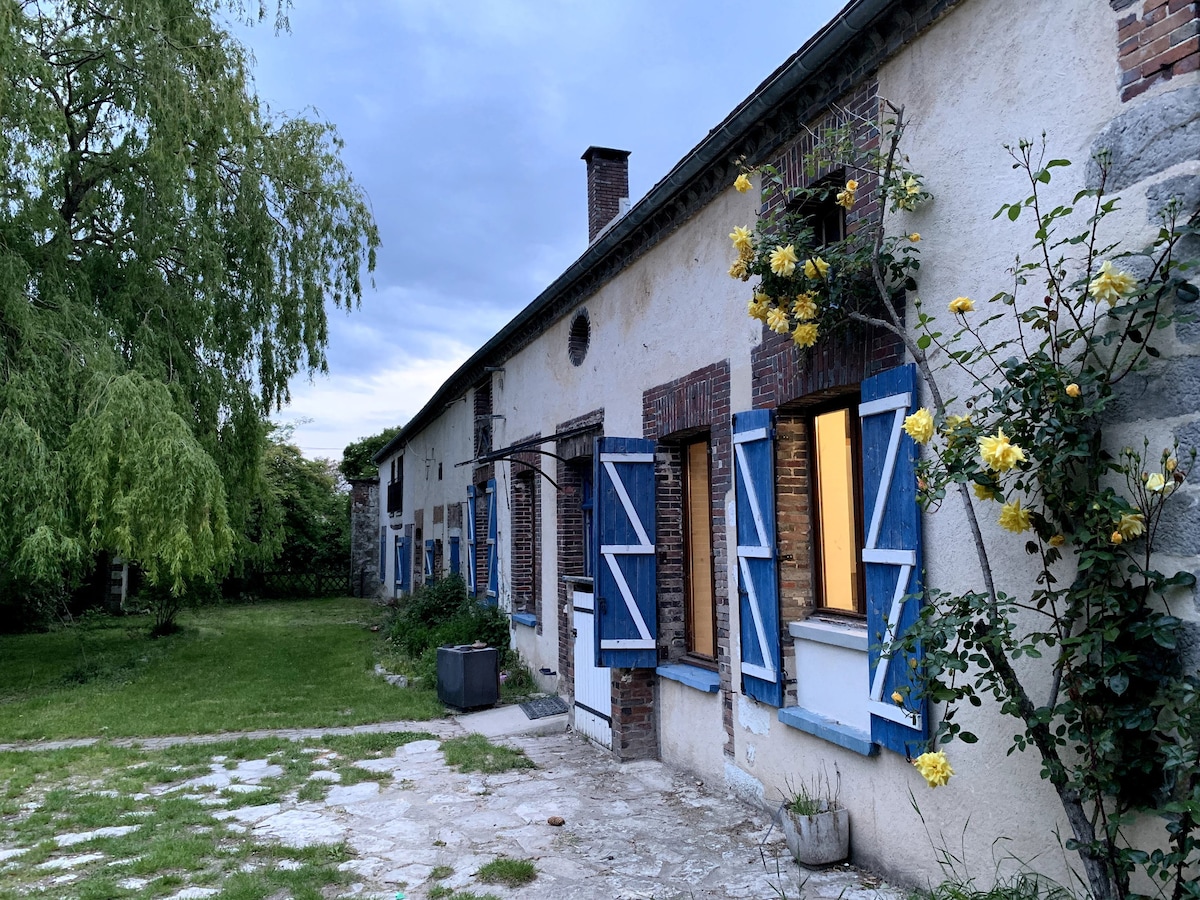 Gde maison familiale avec jardin à 1h30 de Paris