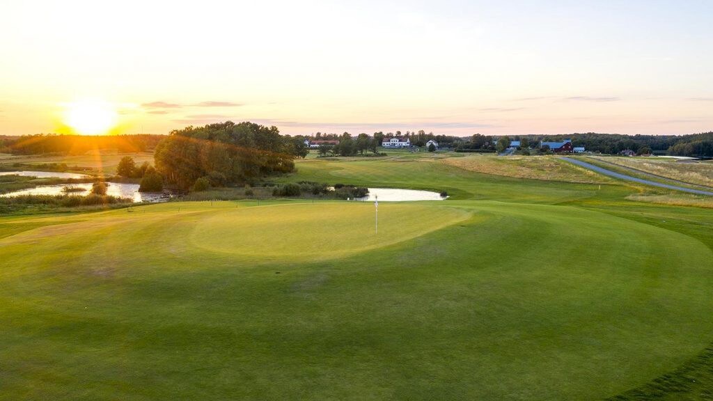 Vackert boende med utsikt över fantastisk golfbana