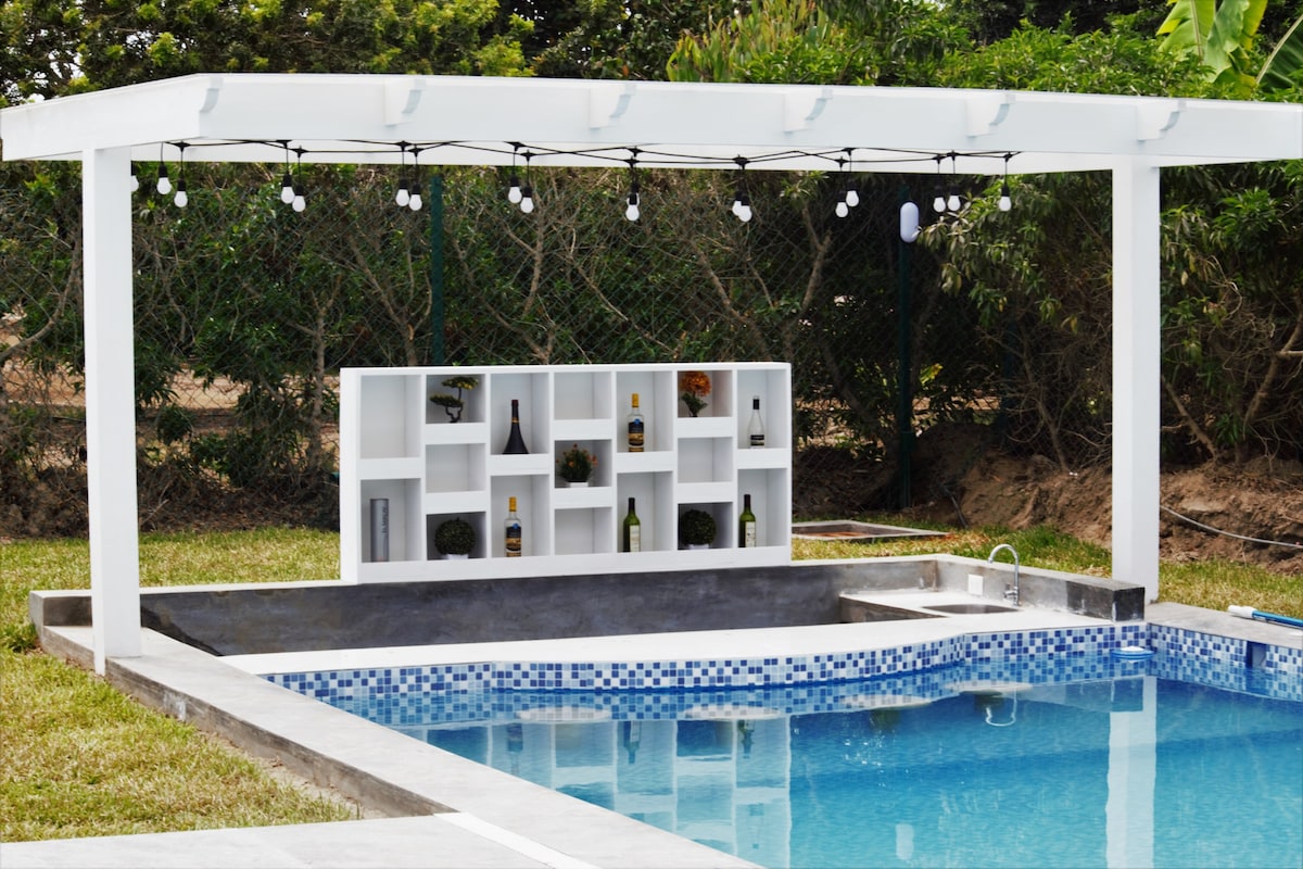 Villa du Soleil - Modern house w/ pool & bar