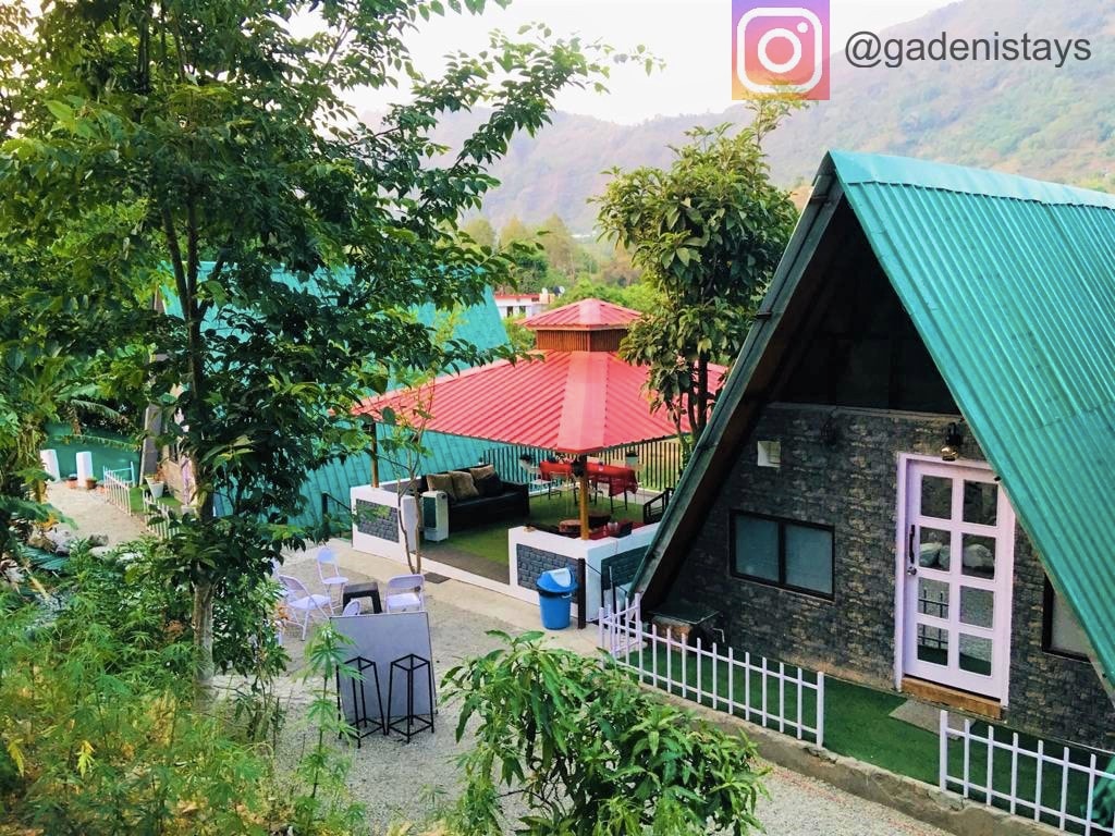 Gadeni住宿： Naukuchiatal的A型乡村小屋