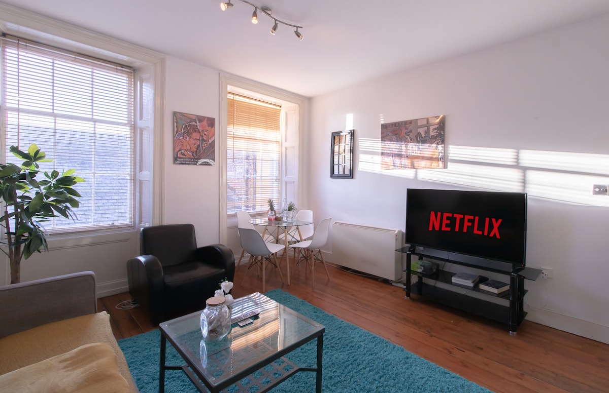 HNFC住宿-华尔街公寓，带Netflix和爆米花
