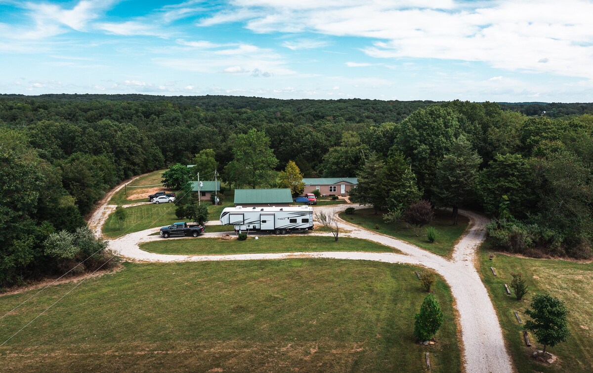 Sportsman's Meadow getaway home near Meramec River