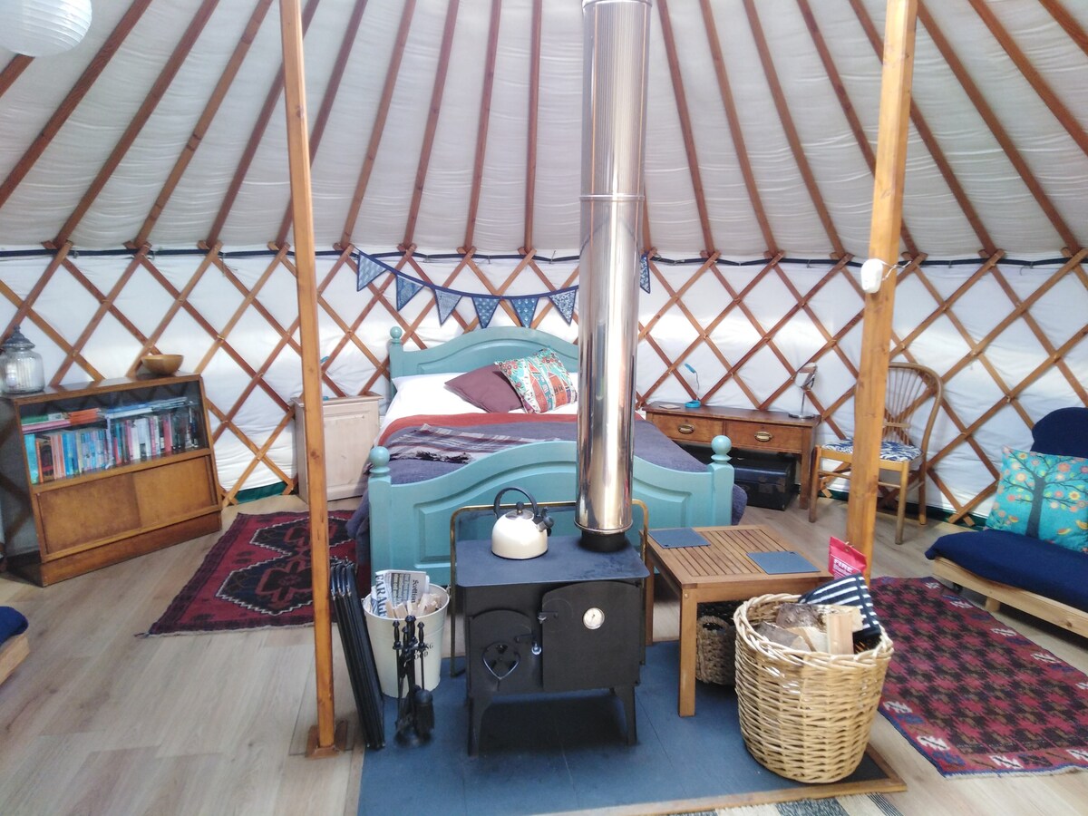 Spacious yurt that sleeps 6, Isle of Arran
