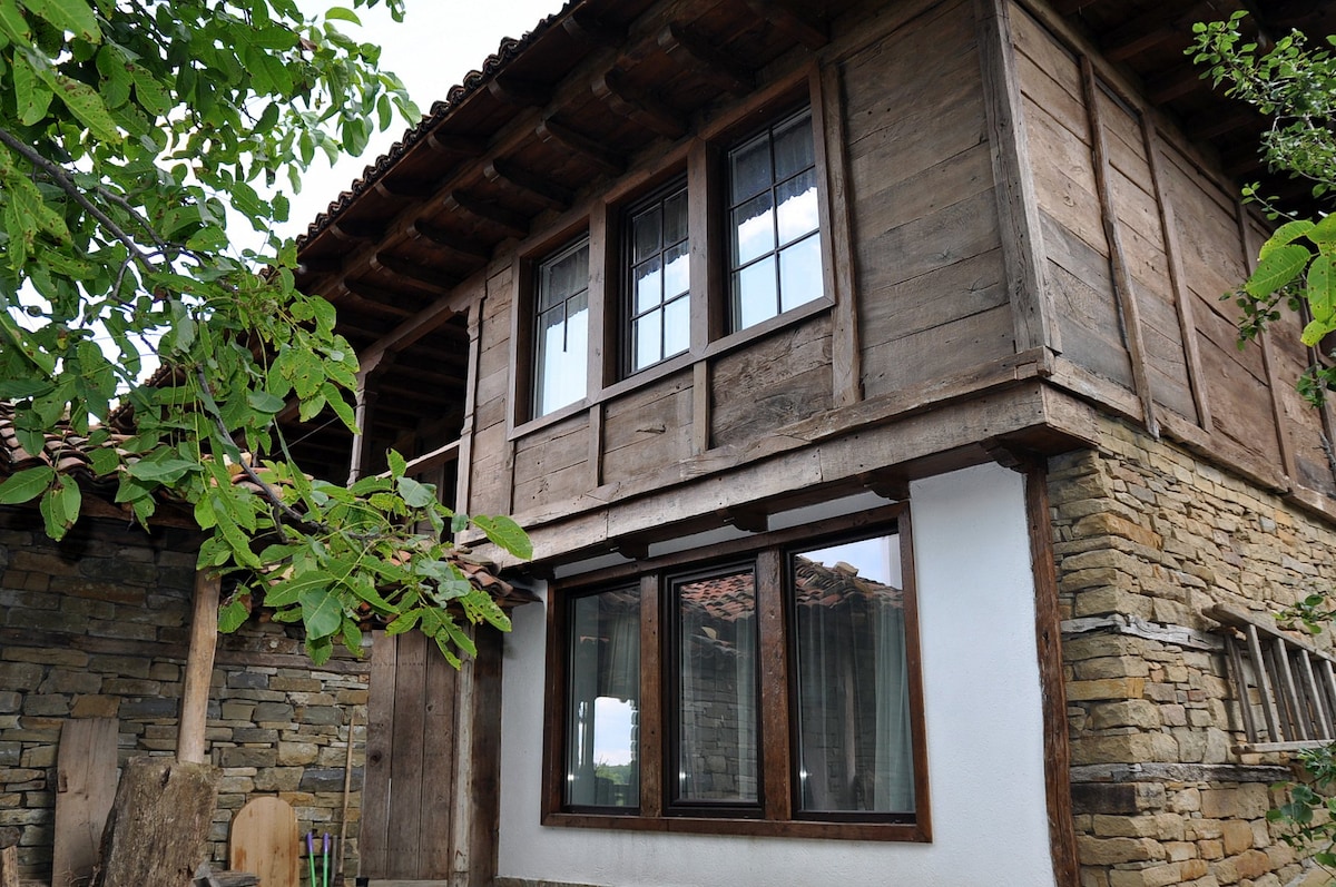 米龙之家（ The Miron House ）