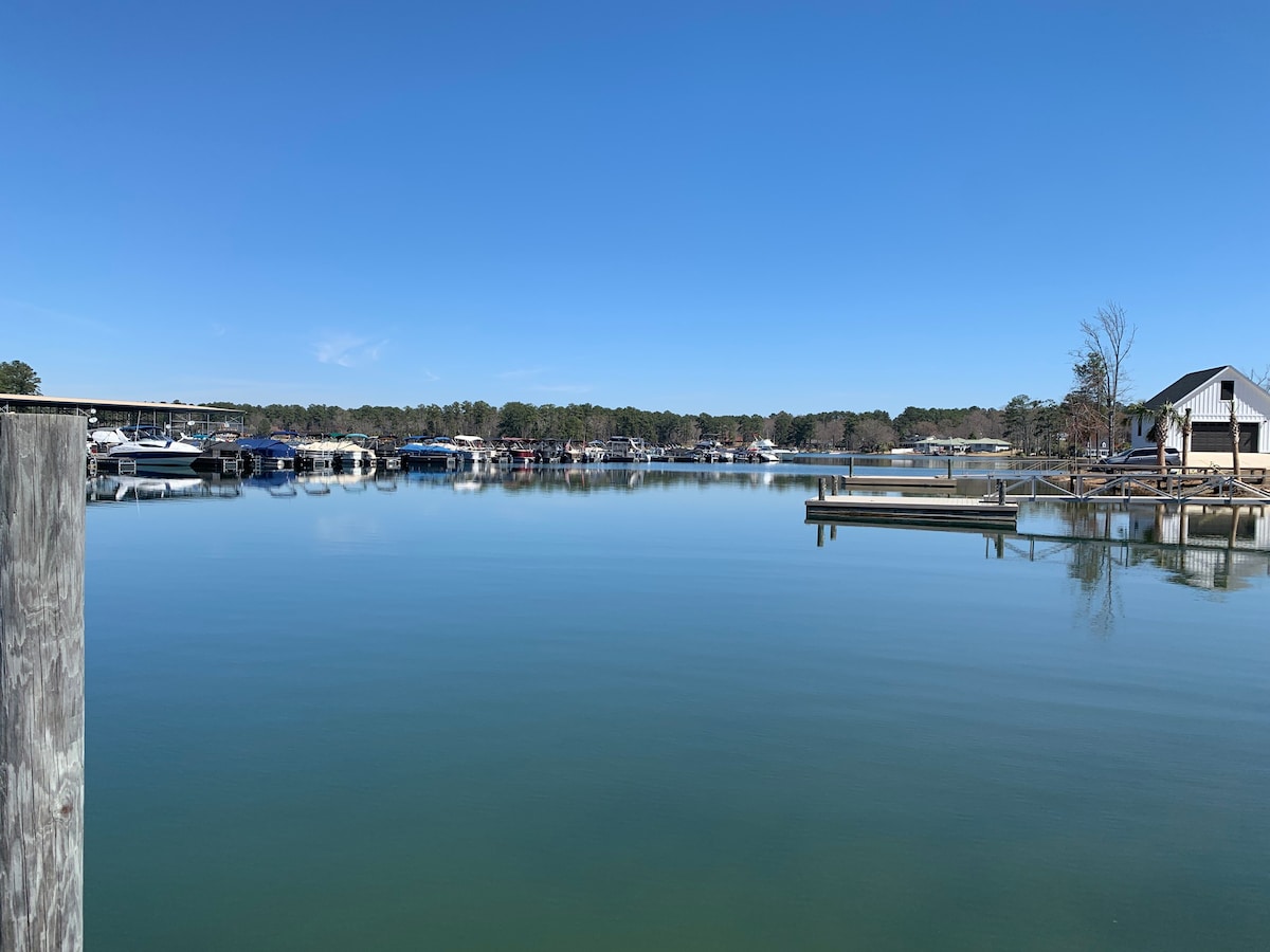 南卡罗来纳州默里湖（ Lake Murray ）的美丽单间公寓