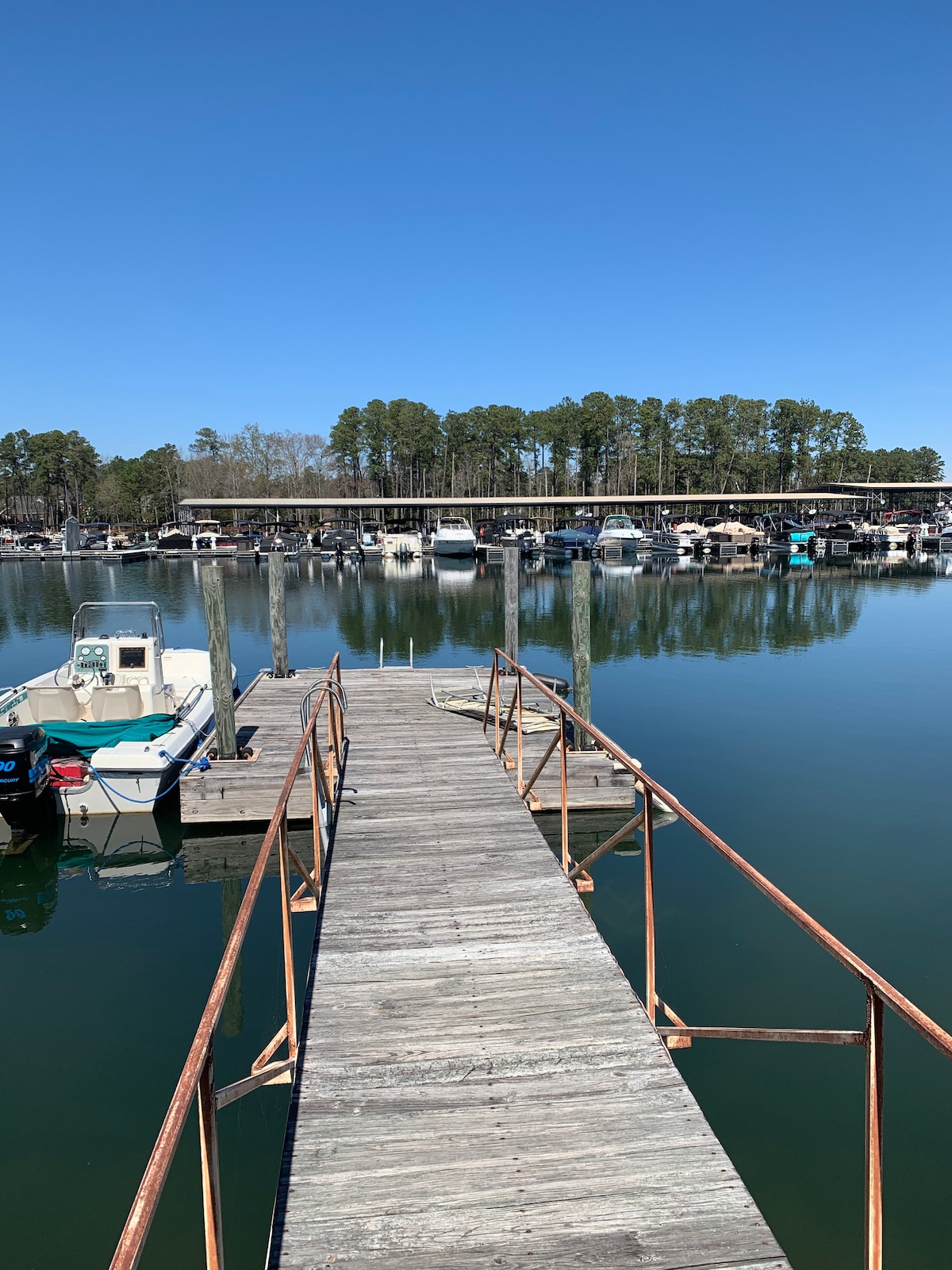 南卡罗来纳州默里湖（ Lake Murray ）的美丽单间公寓