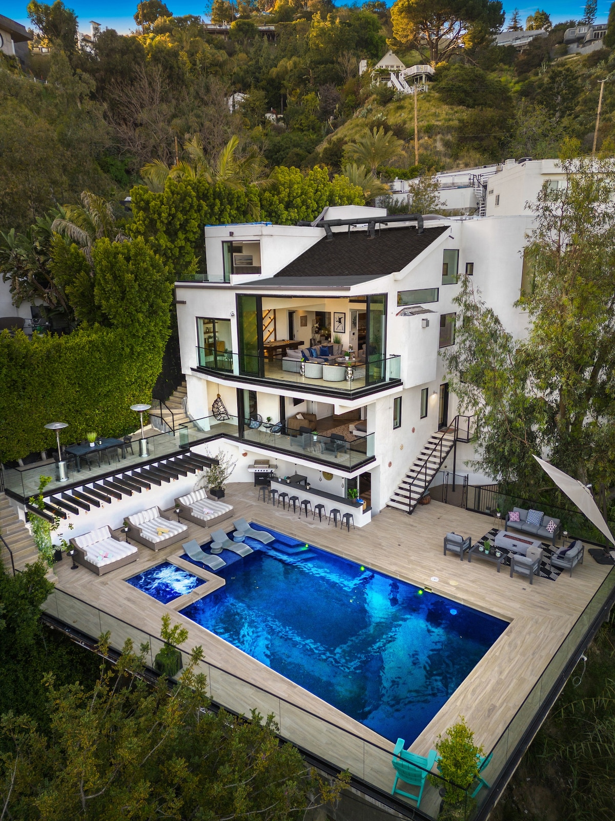 Luxury 3-Story | Pool & Spa | Theater | City Views