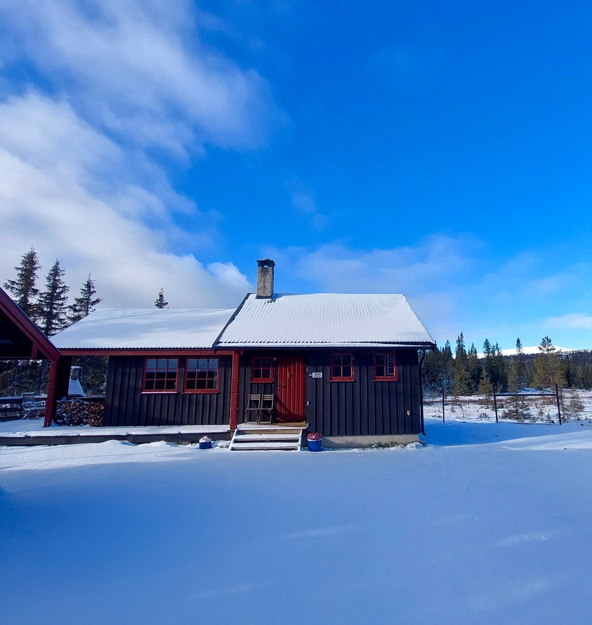 Synnfjellet的小木屋-就在滑雪坡上