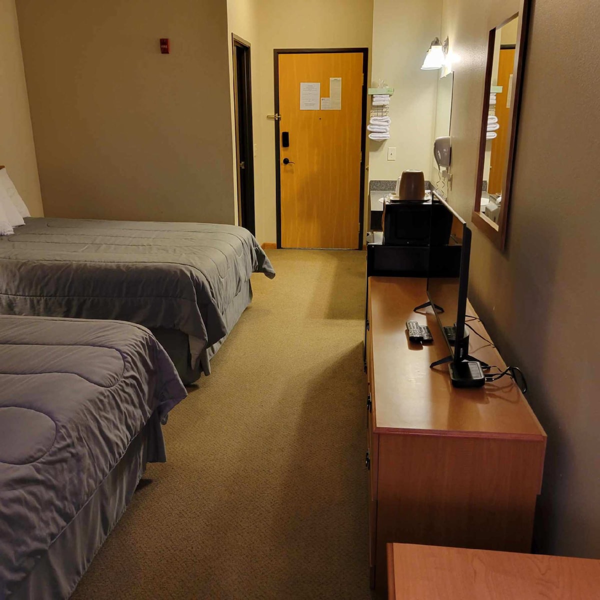 迷人的1间卧室2张标准双人床酒店客房# 107