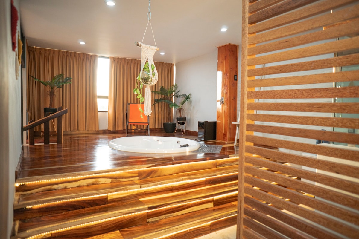带按摩浴缸和极佳便利设施的顶层公寓珍珠！