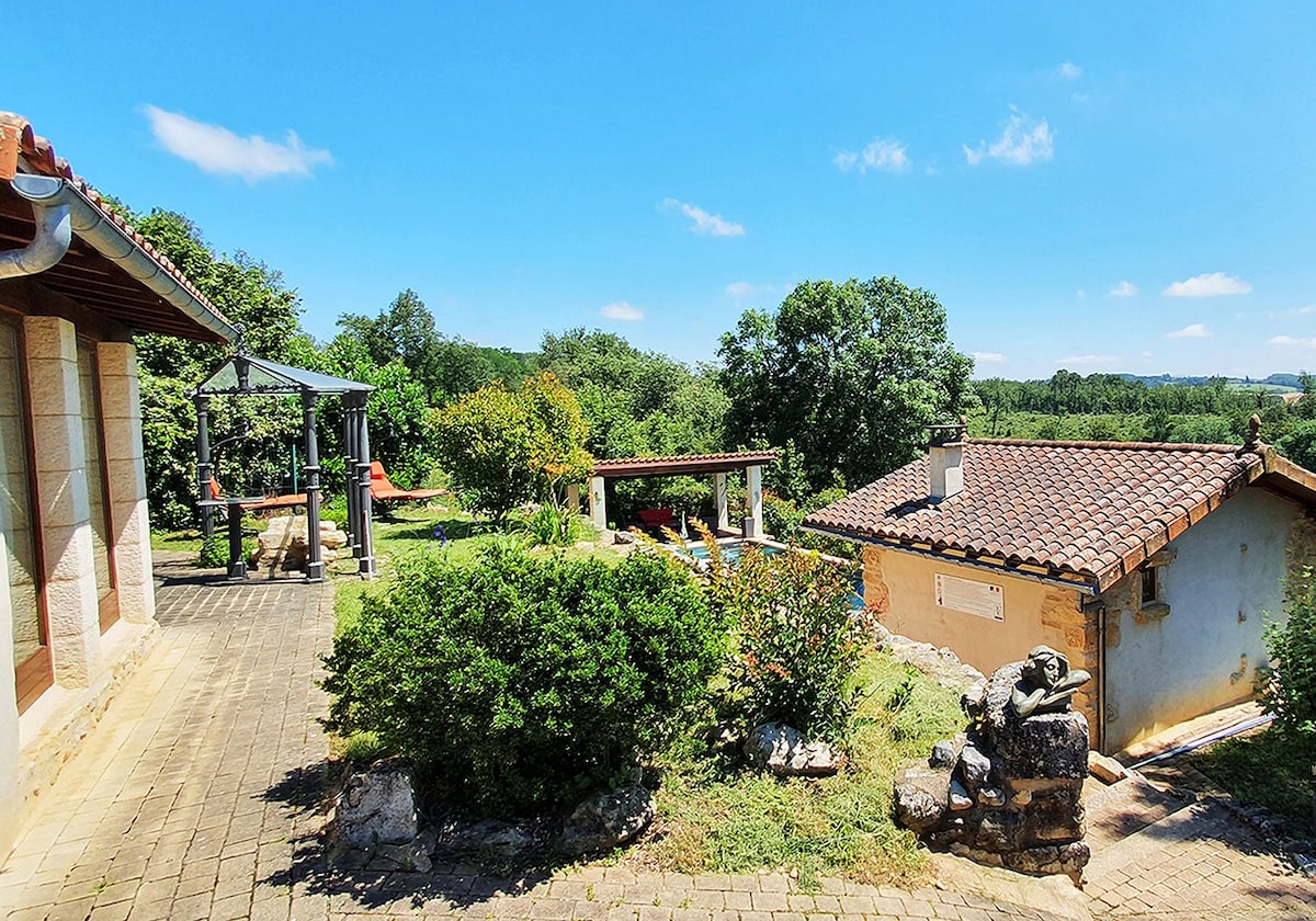 Manifique Villa 3P Piscine, Dégustation Vin+Viande