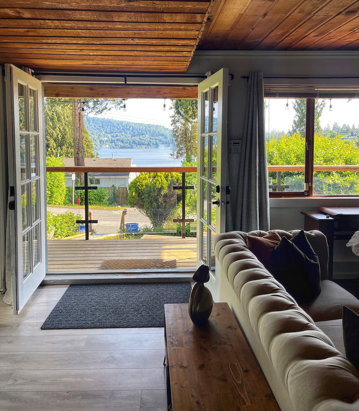 Deep Cove Ocean View Suite