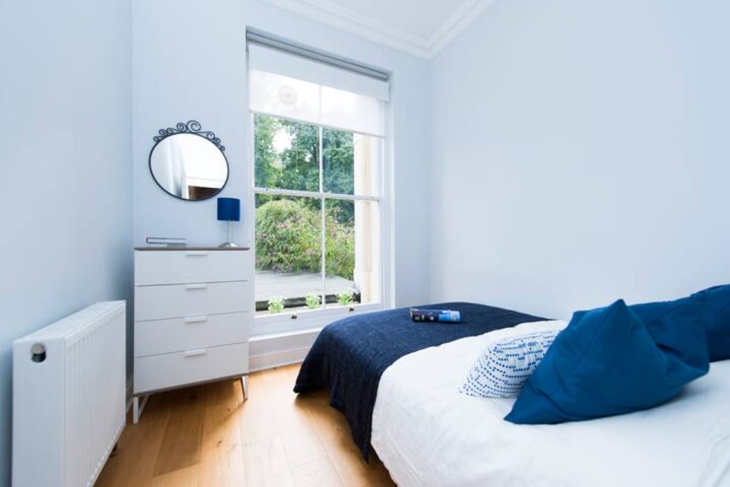 Charming 2 Bed - Two minutes walk from Camden Town