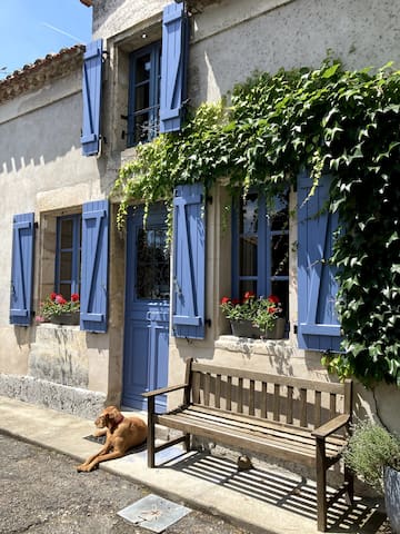 Mareuil en Périgord的民宿