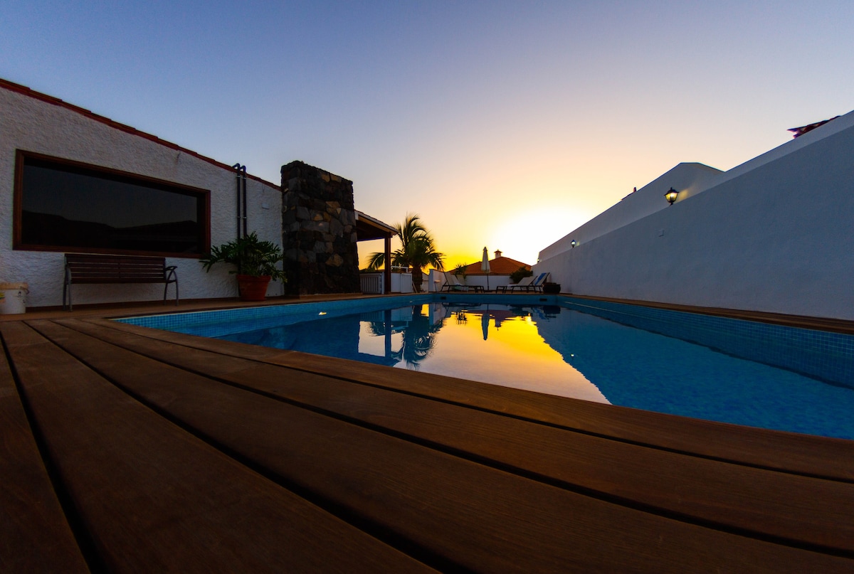 Villa Punta Negra温水泳池Tenerifesummervillas