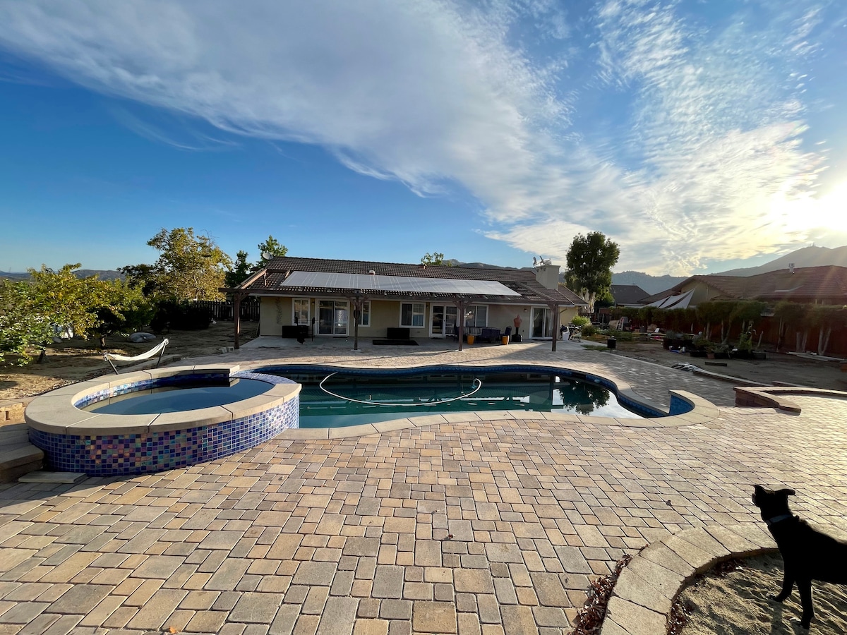 Pool Home. Fenced yard.  Nice Poway neighborhood.