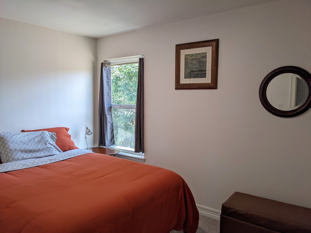 Simple guest bedroom in home next to Castle Rock