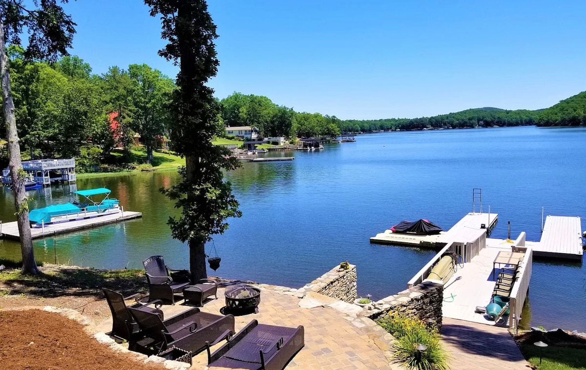 Lake-Front Living - Amazing Views w/Private Dock