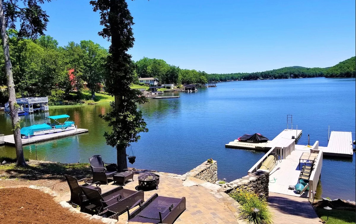 Lake-Front Living - Amazing Views w/Private Dock