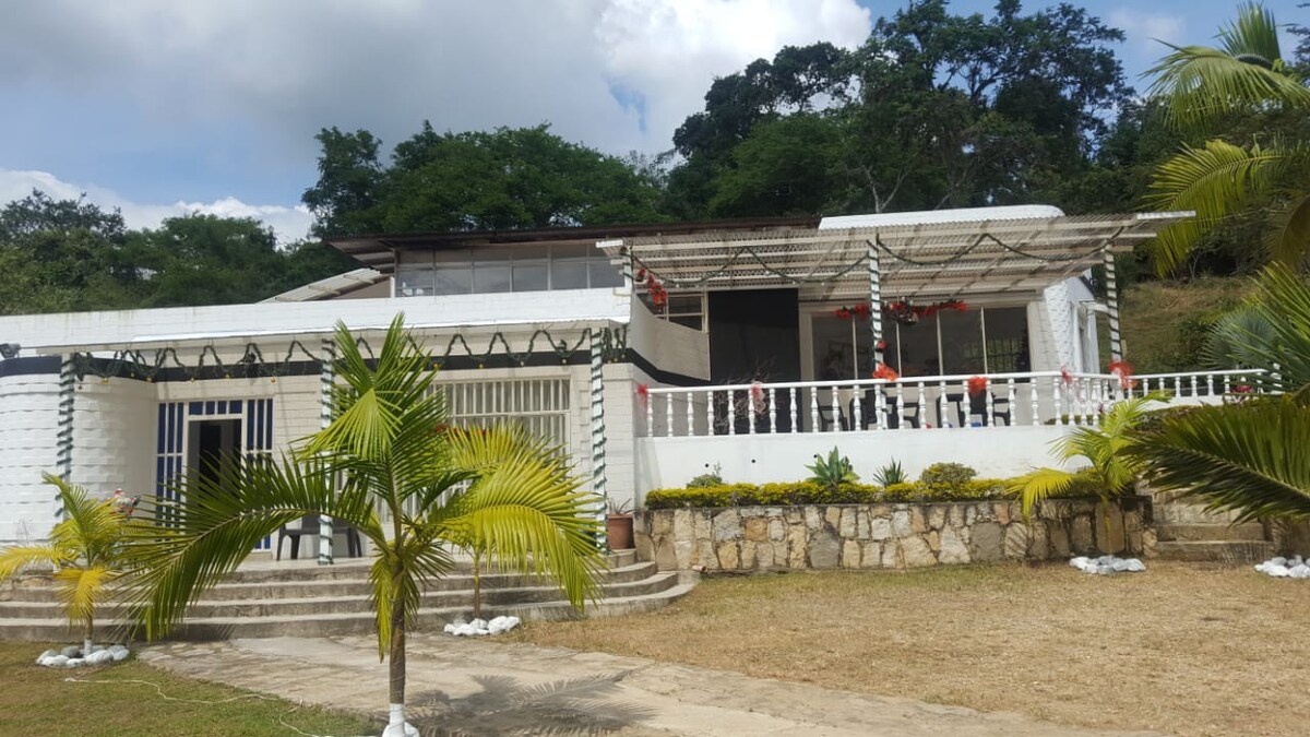 Villa en Arbeláez Cund