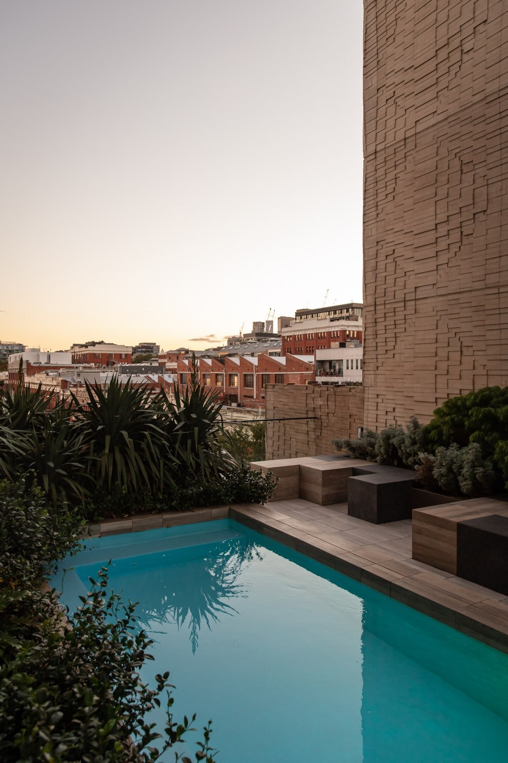 Peaceful retreat with rooftop pool - Revel & Hide