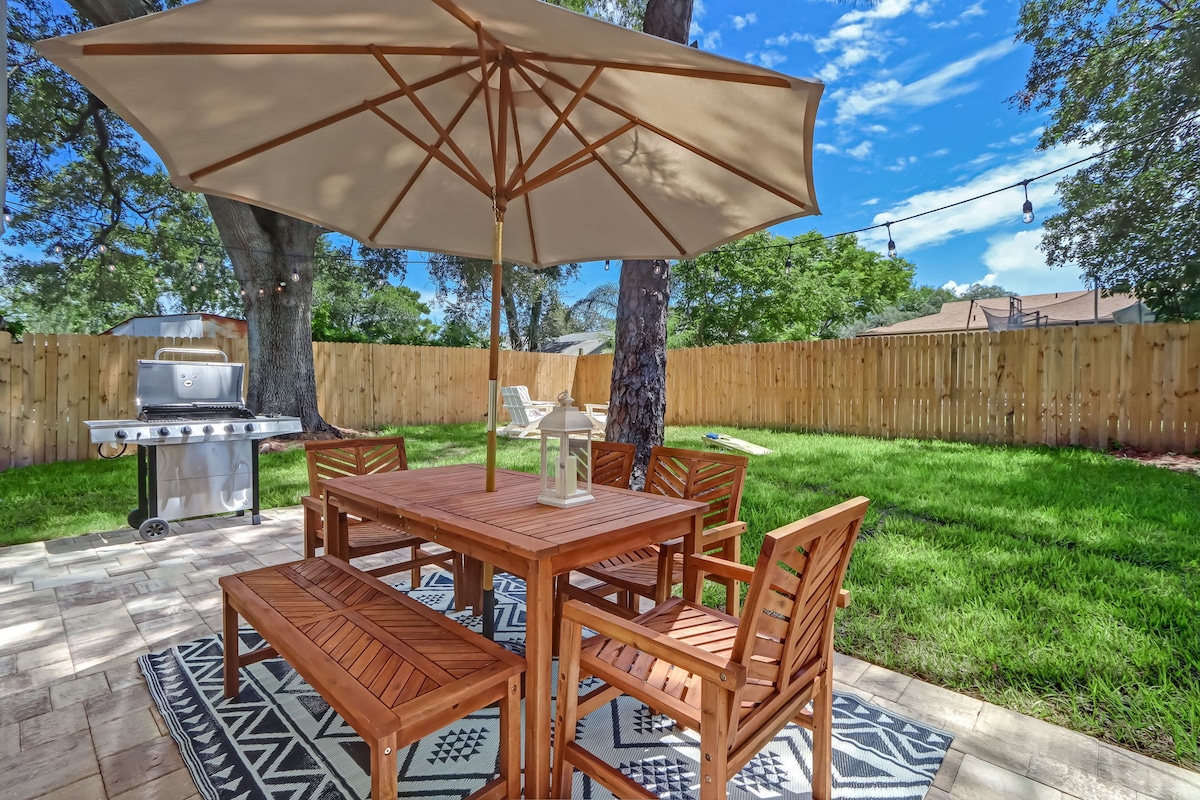 Cobia Cottage By The Sea - Brand New Putting Green