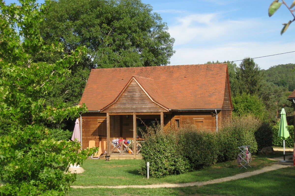 Le Hameau de la Borie et ses cottages  en bois 3*