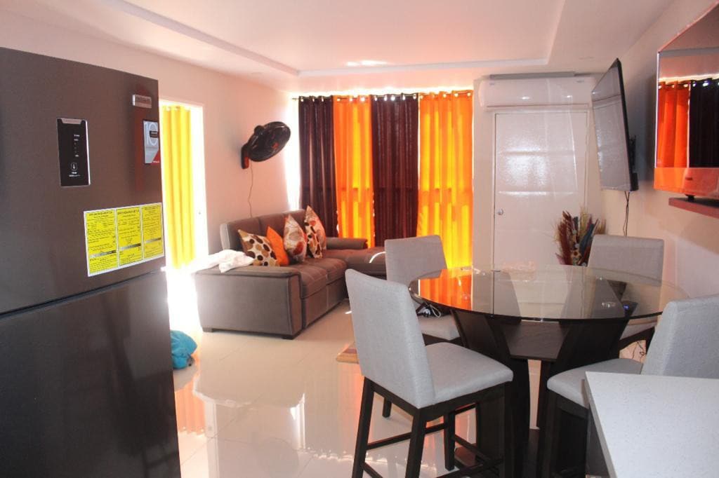 5J Beachfront Apartment