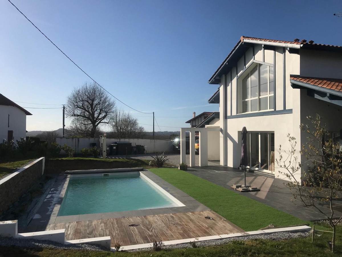 Villa au cœur du Pays Basque entre mer et montagne