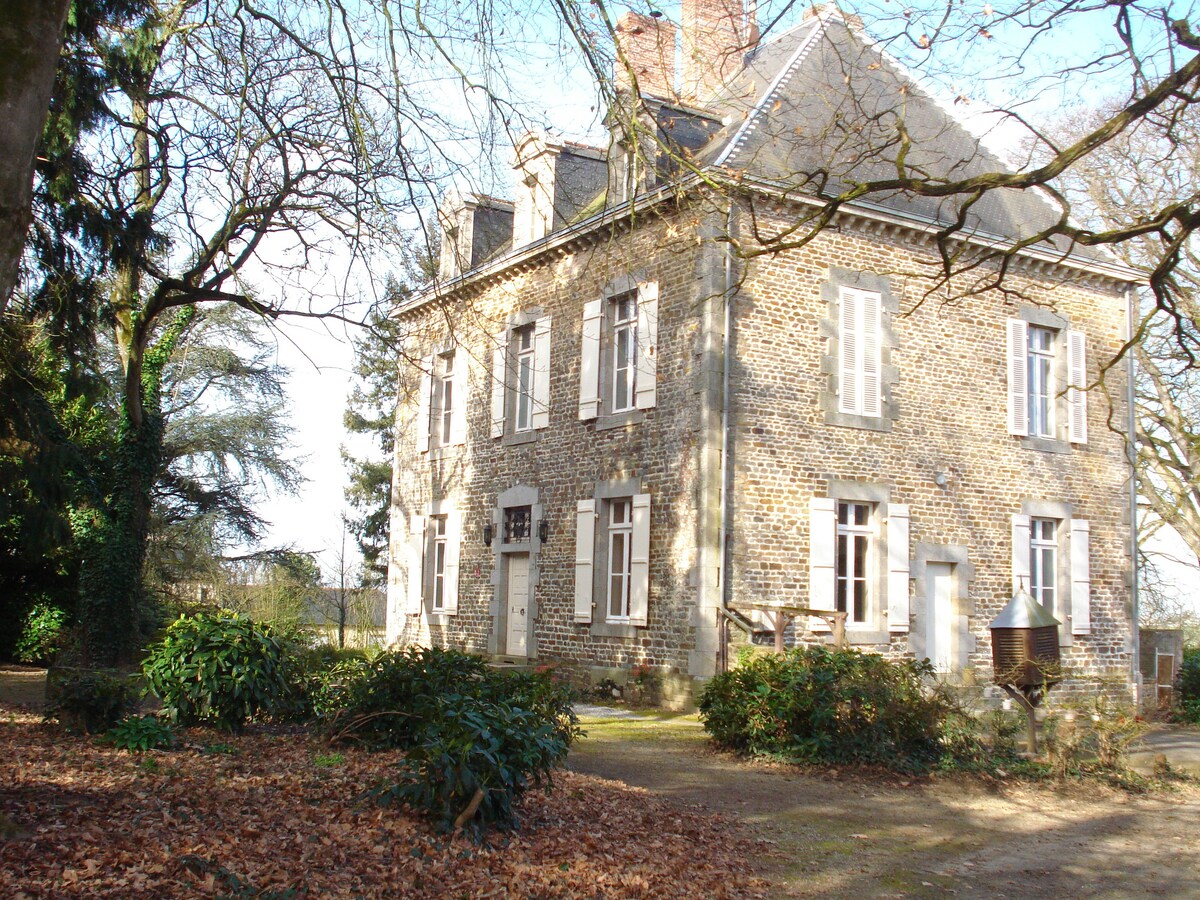 Studio dans propriété de caractère.