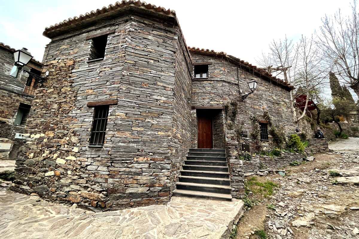 Patones de Arriba的Casa Rural El Arroyo