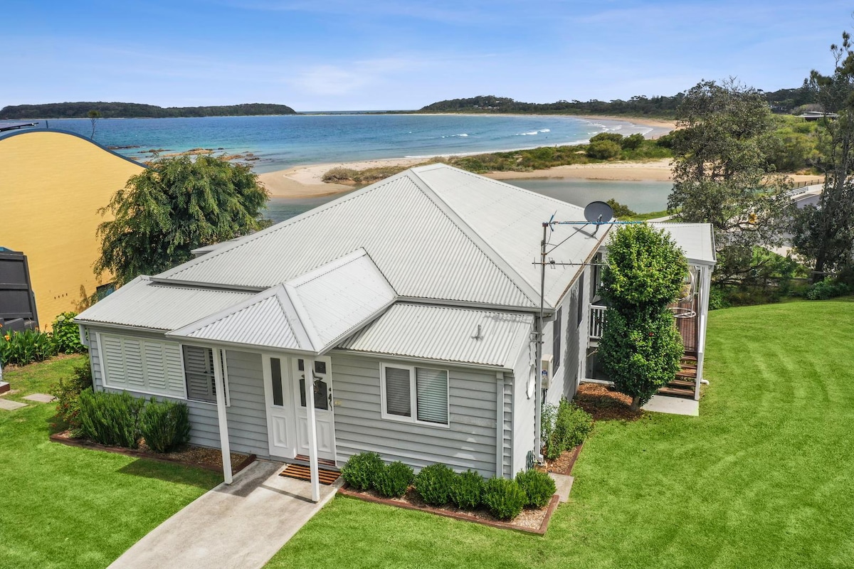 Mossy Point Beachfront Homestead