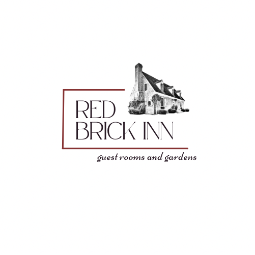 Unique 2 bedroom suite @ The Red Brick Inn.