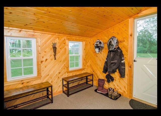 Cozy cabin by Jay Peak!