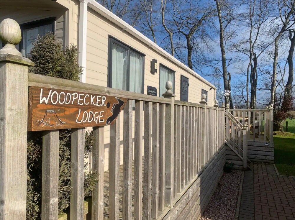 Woodpecker Lodge ，舒适的2卧室度假胜地