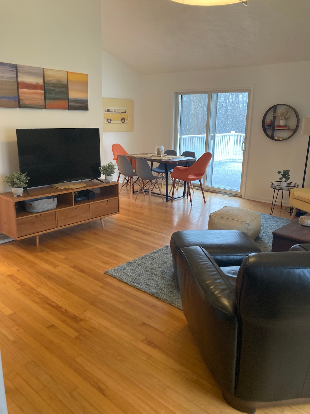 Newly updated, pet-friendly home in Skaneateles!