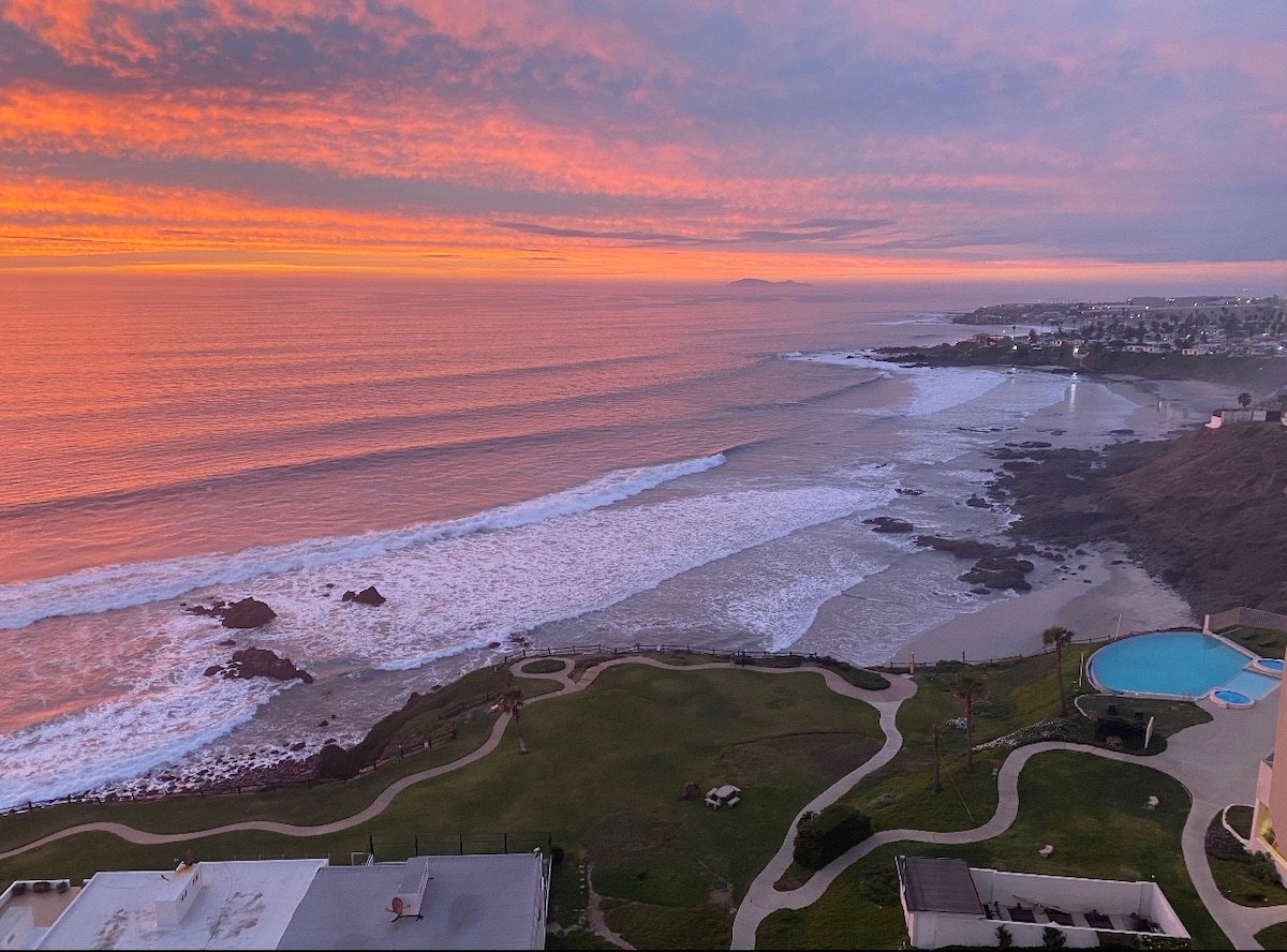 Baja Bum’s Endless Sunsets