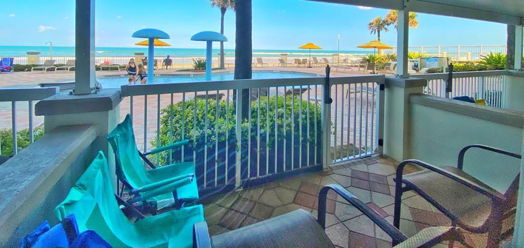 *NEW* Gorgeous King Size Ocean Front in Daytona!