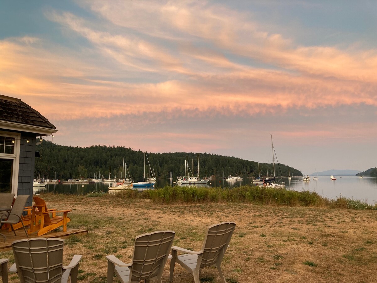 Stunning beach house, small pebble walk-on beach