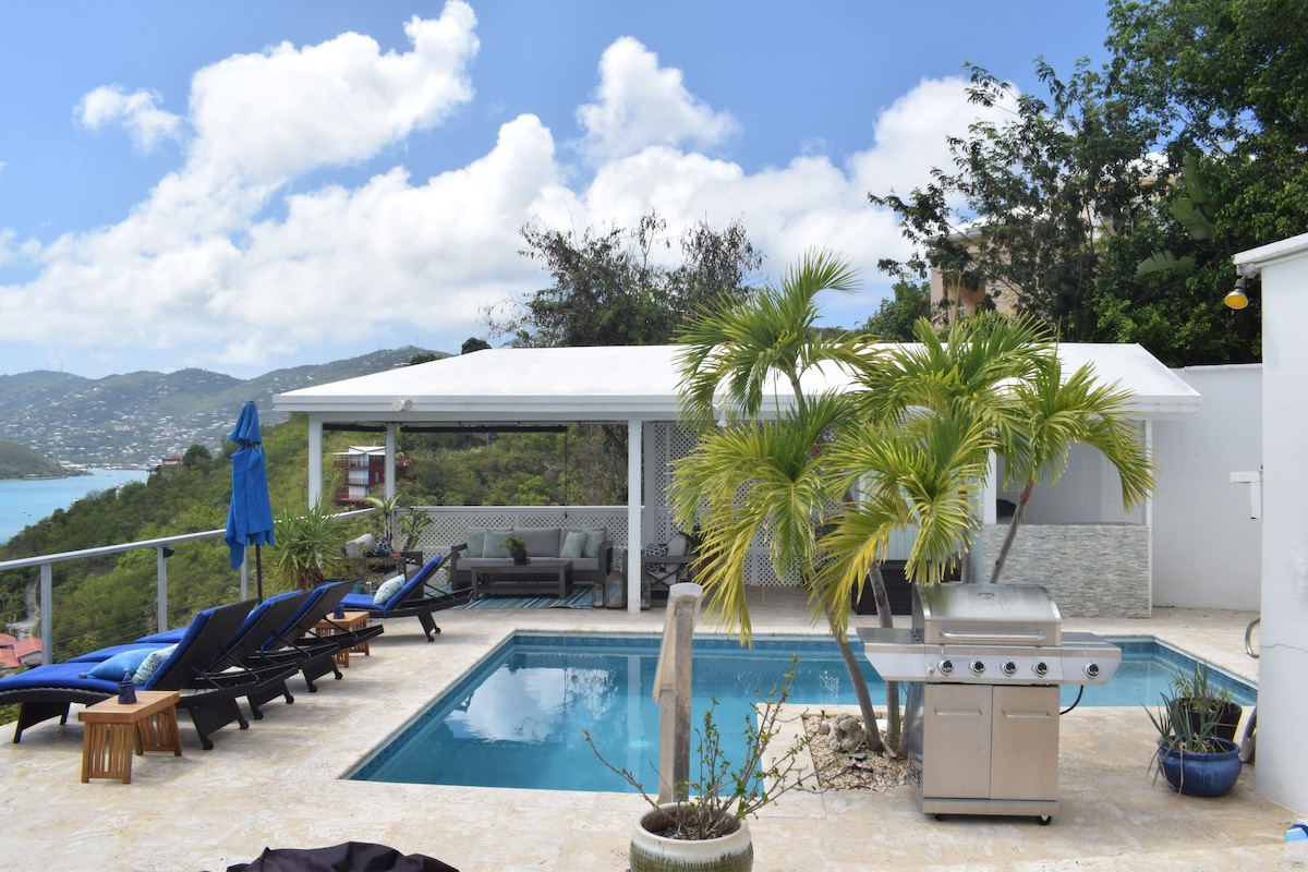 Frenchman's View Villa 2 BD/2.5 BA w/ Pool