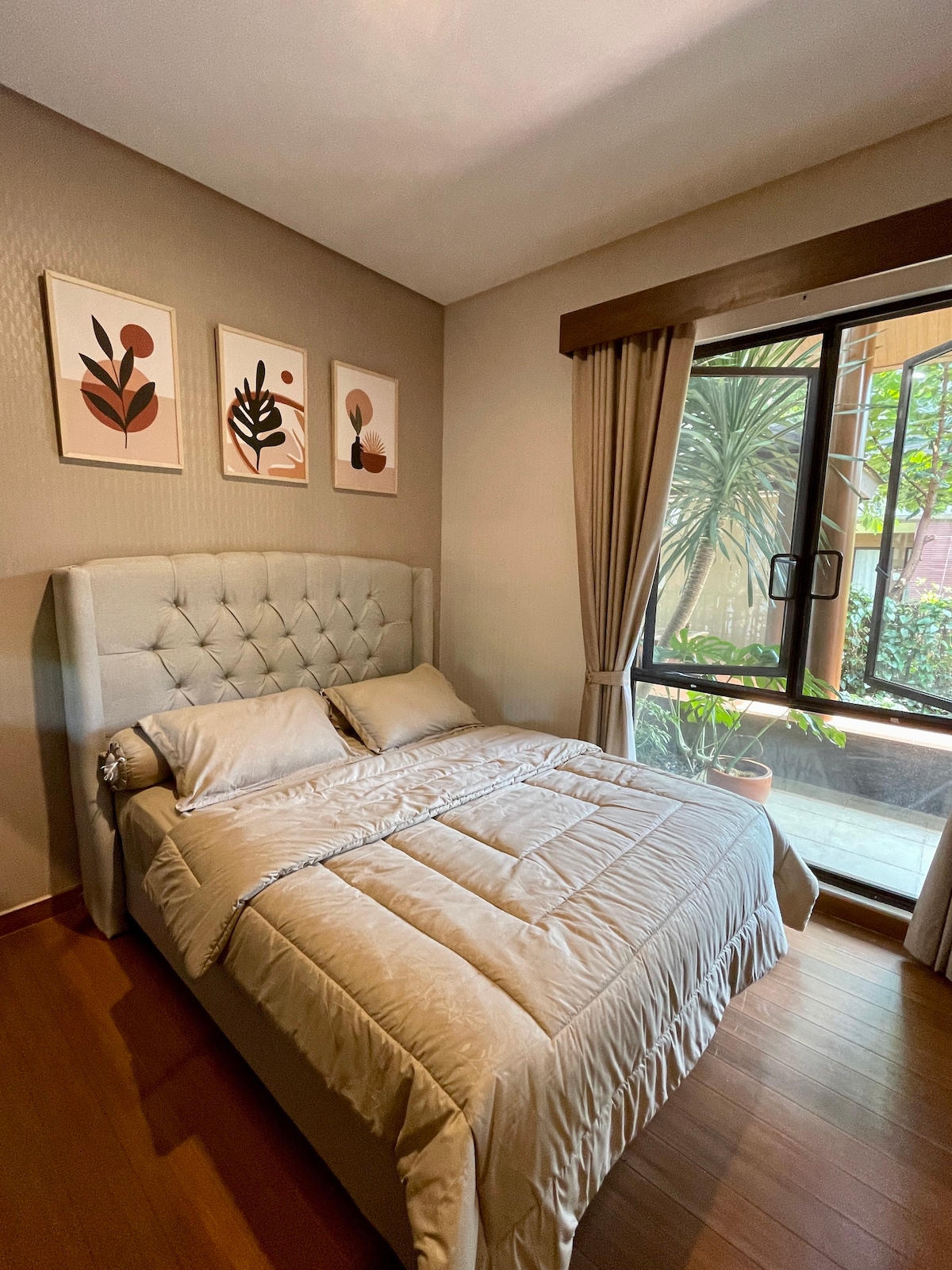 舒适的3卧室别墅Vimala山，带美丽的花园