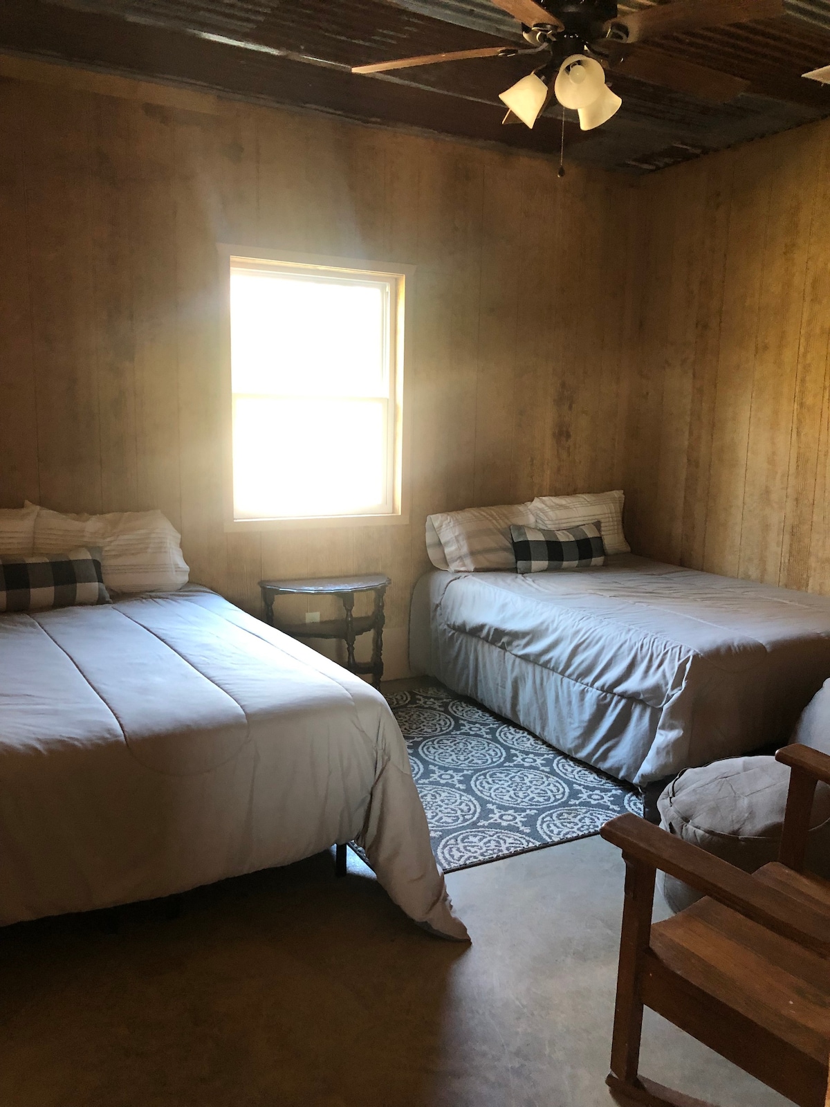里昂县一间宁静的3卧室小屋。