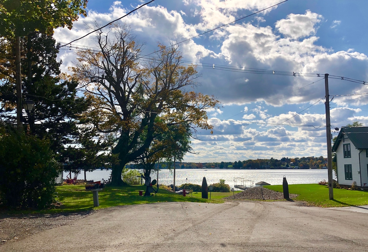 Lummis St Bungalow located in Sodus Point NY!