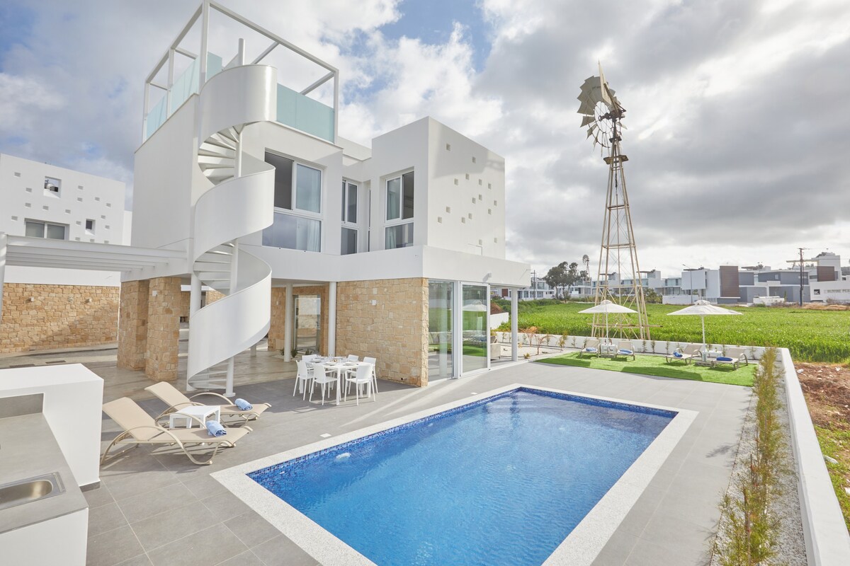 Villa Bonnie, Luxury 3BDR Protaras Villa with Pool