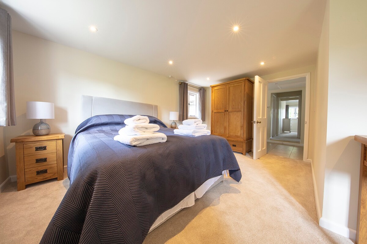 Manor Cottage - with hot tub,nr N.Norfolk coast