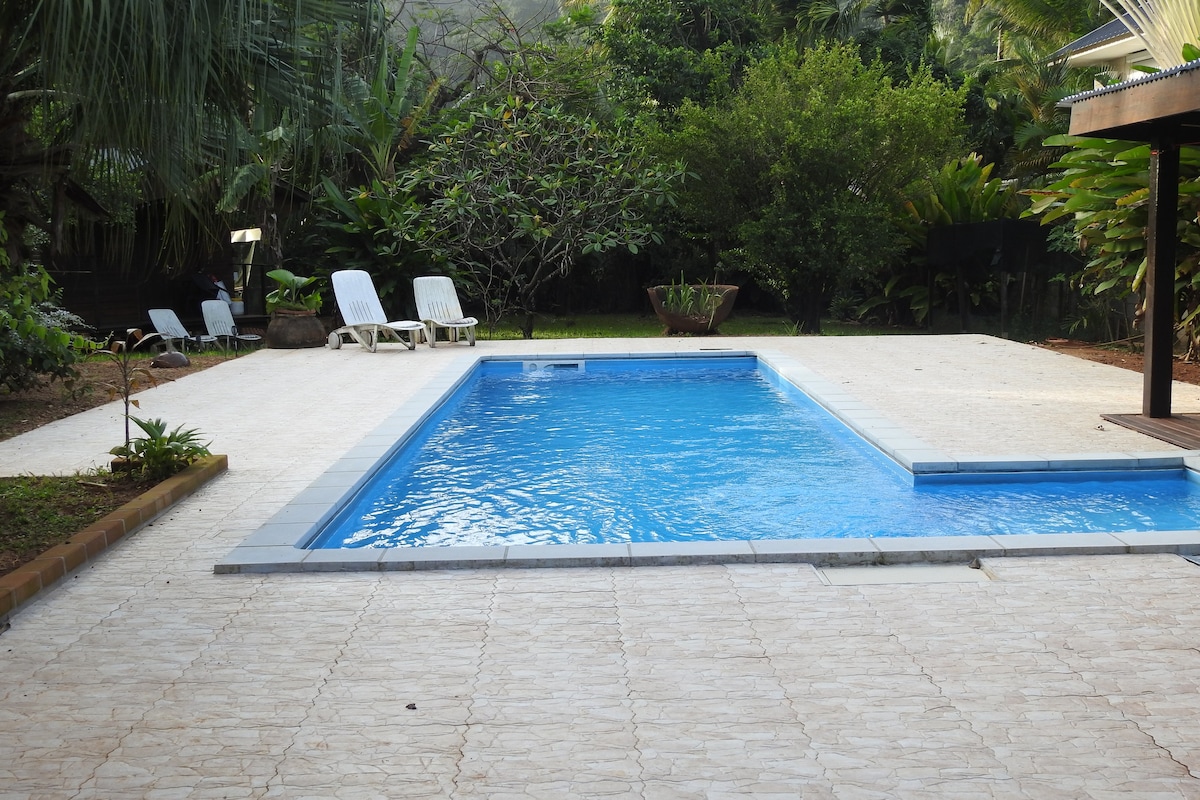 Magnifique maison avec piscine, bord de mer