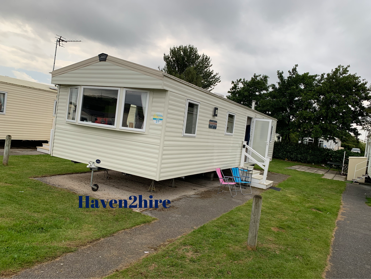 3 bedroom luxury caravan to let in North Wales