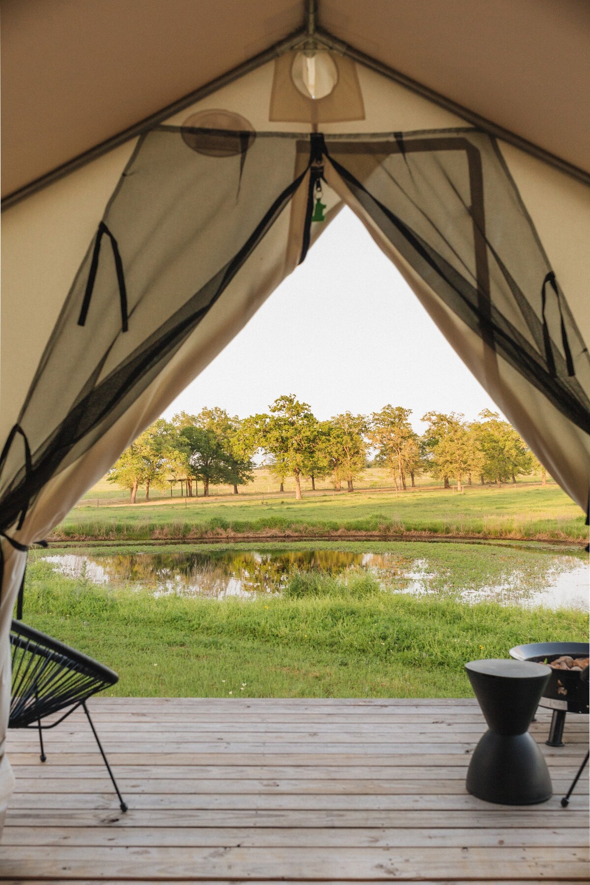 Serana的Agave帐篷+泳池-德克萨斯州奥斯汀度假屋