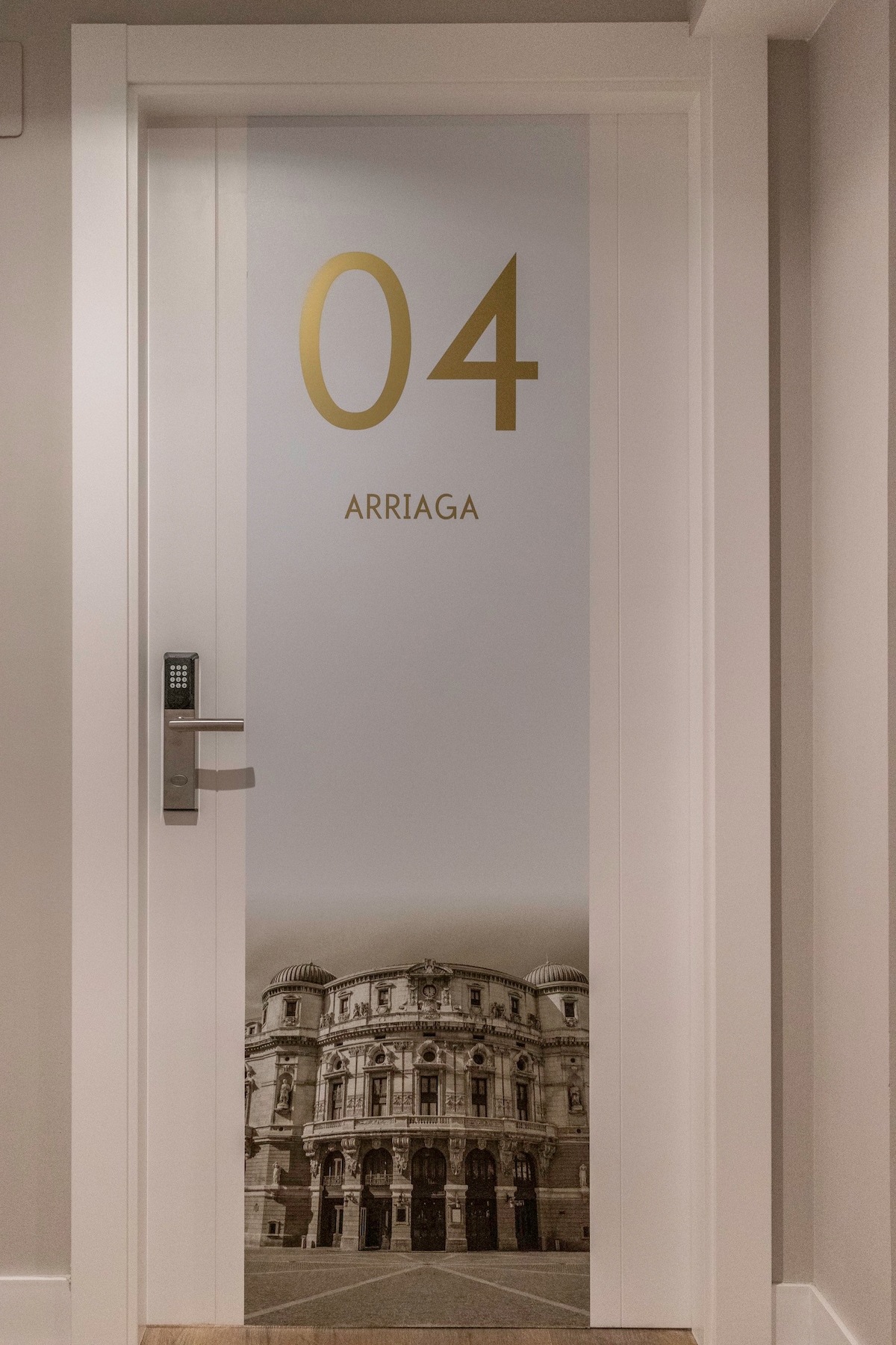 Uri Hostel房间，位于4号房间，位于Arriaga ，有2张双层床