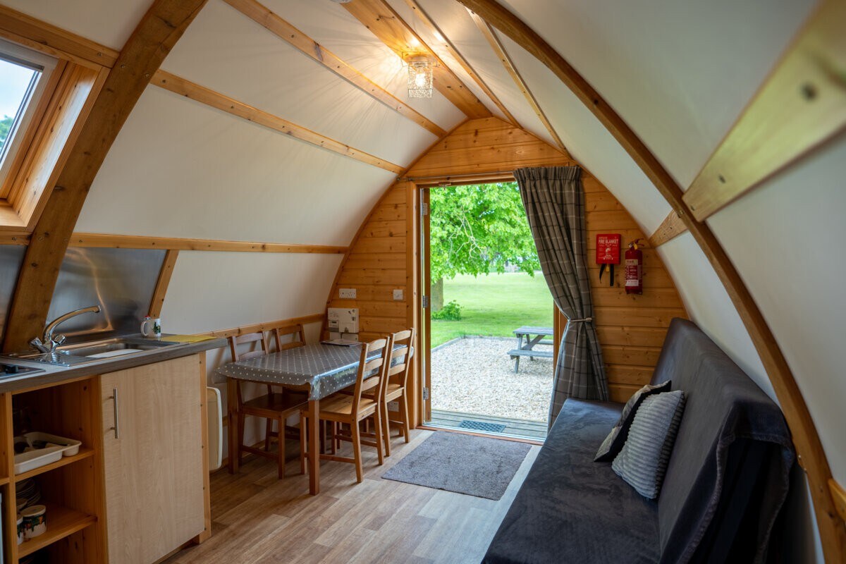 Rustic Cosy Glamping Pod with Wood Fired Hot Tub